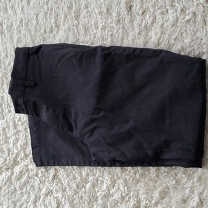 Mens black Dockers slacks size 28 x 30 slim